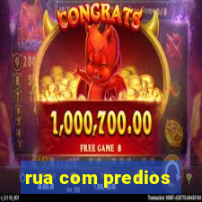 rua com predios