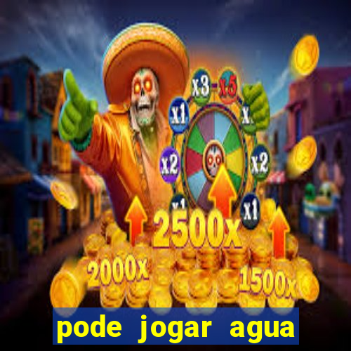 pode jogar agua quente no vaso